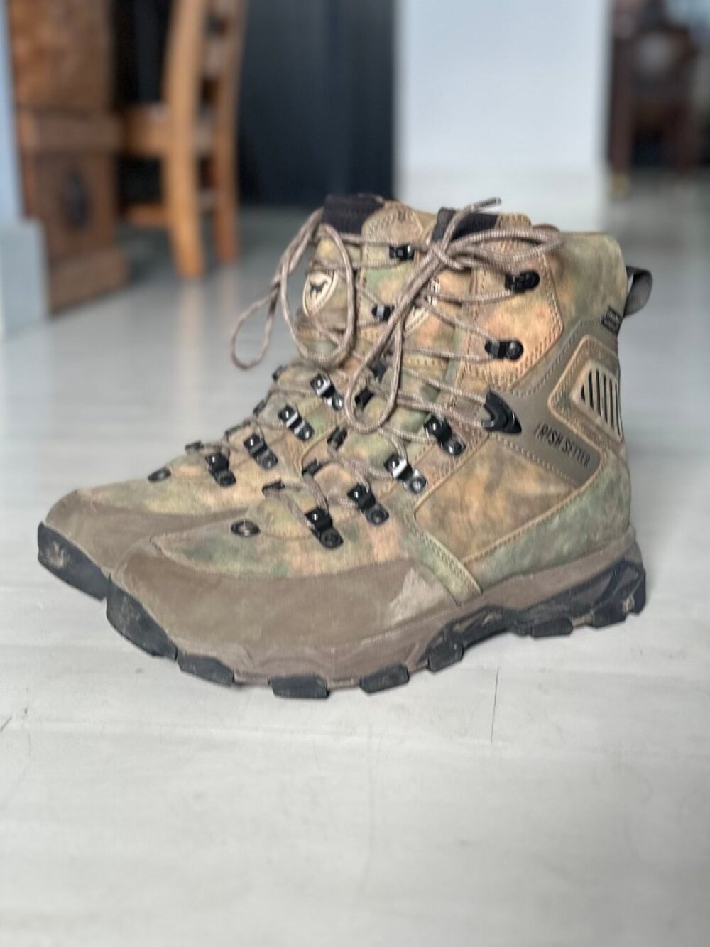 Irish Setter Ultra dry waterproof 8.5 D 400 gram temp sens hiking boot